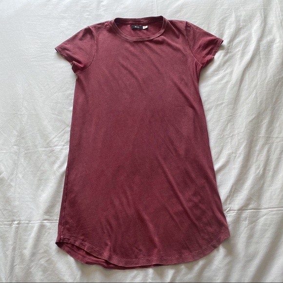 Urban Outfitters burgundy t-shirt dress - Picture 3 of 4